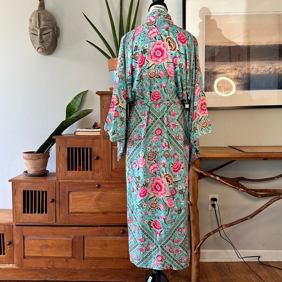 Spell and the Gypsy Collective Babushka Maxi Kimono Robe S/M - Picture 8 of 16